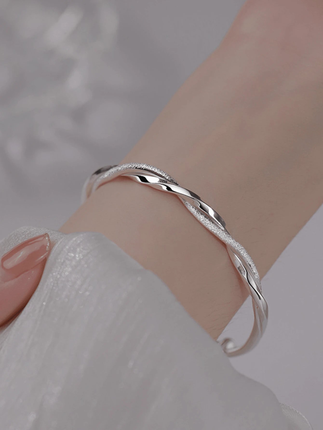 Twist Detail Bangle