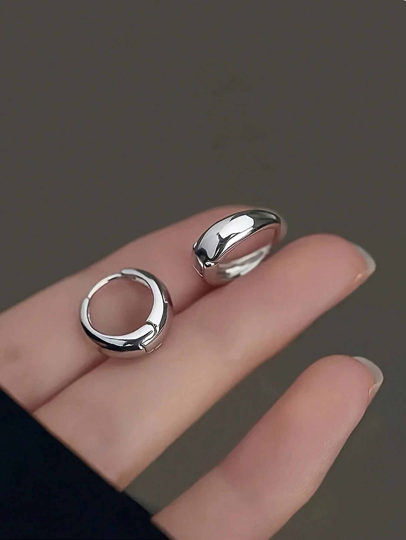 Geometric Hhoop Earrings