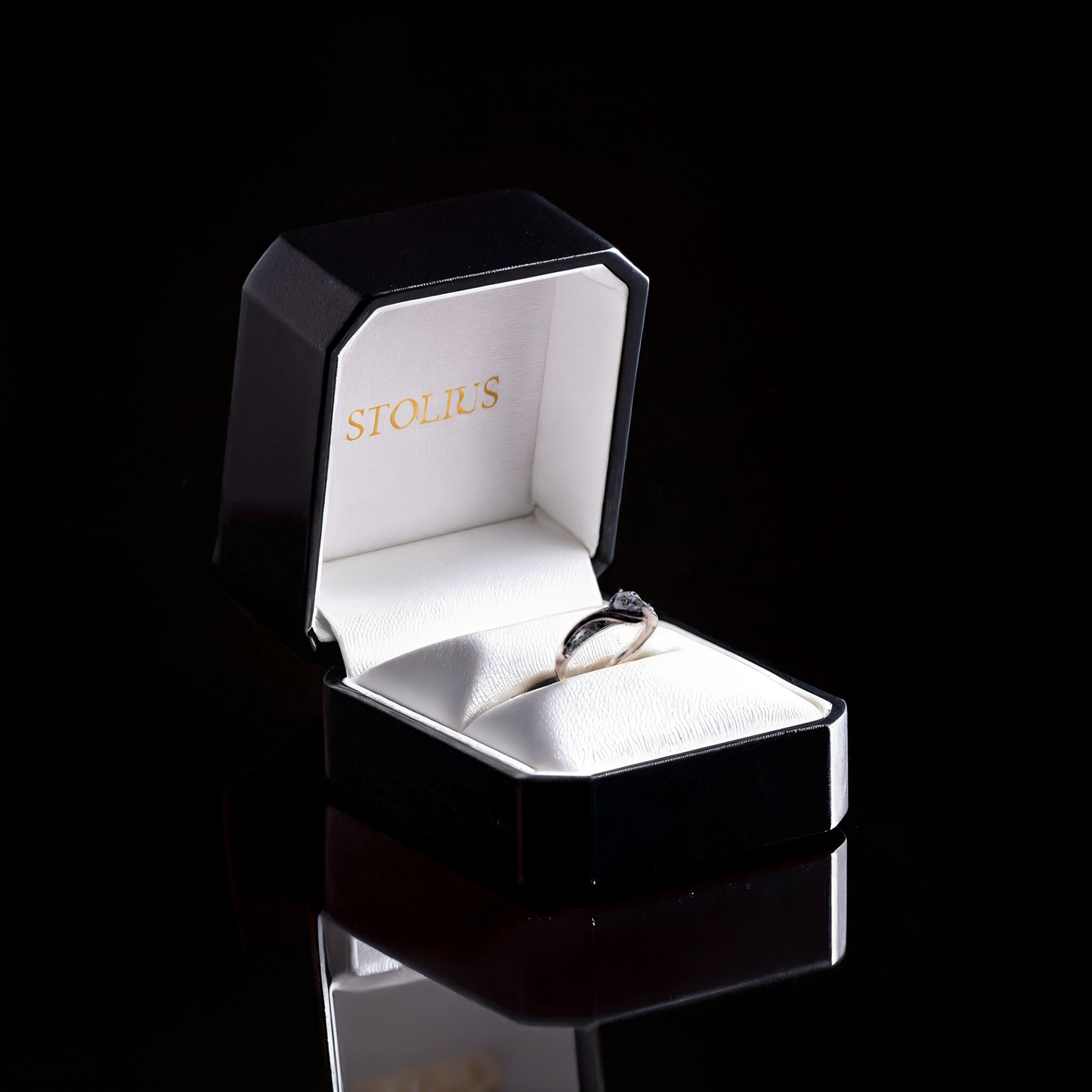 Exquisite Silver Ring
