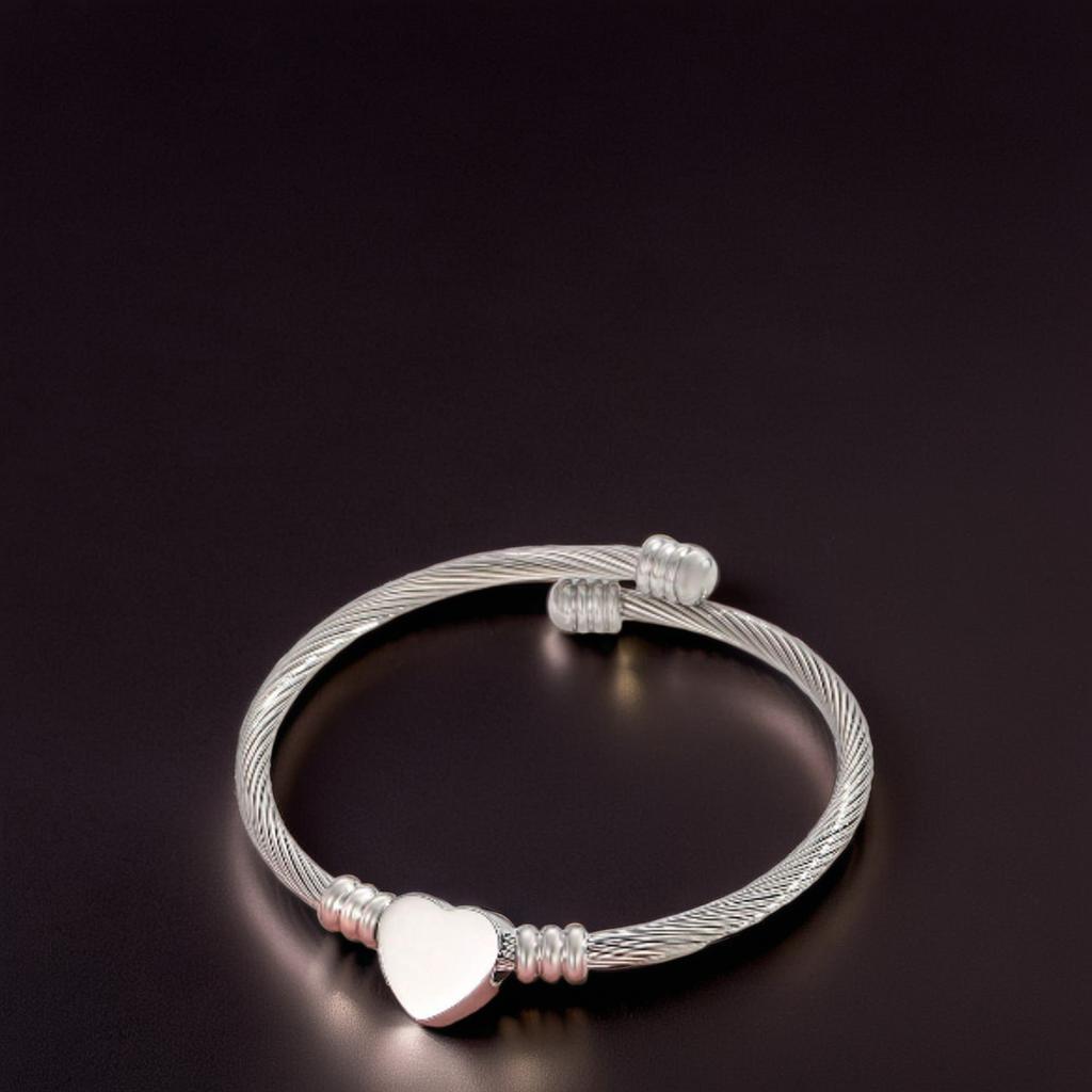 Simple Heart Bangle Bracelet