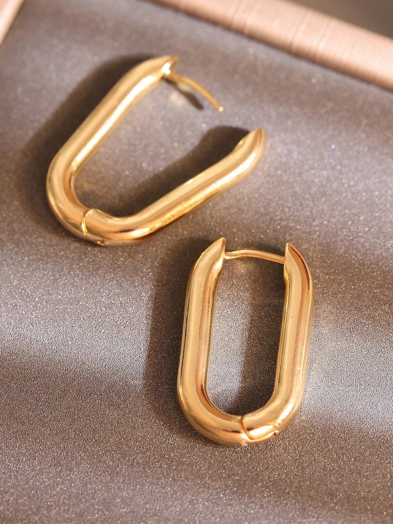 Minimalist Hoop Earrings