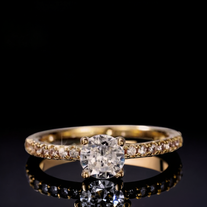 Luxury Gold Diamond Ring